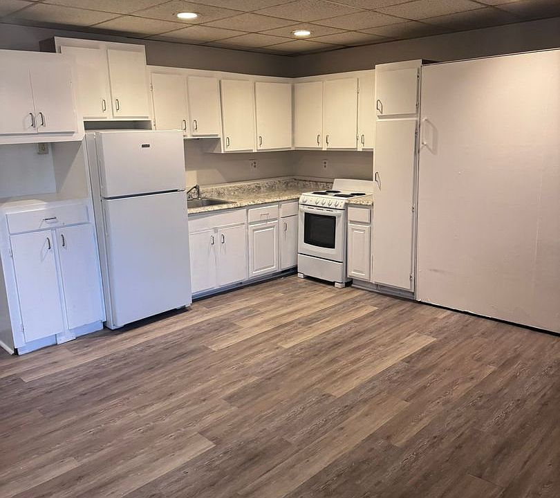 1st image of 26-28 N Locust St #28-202