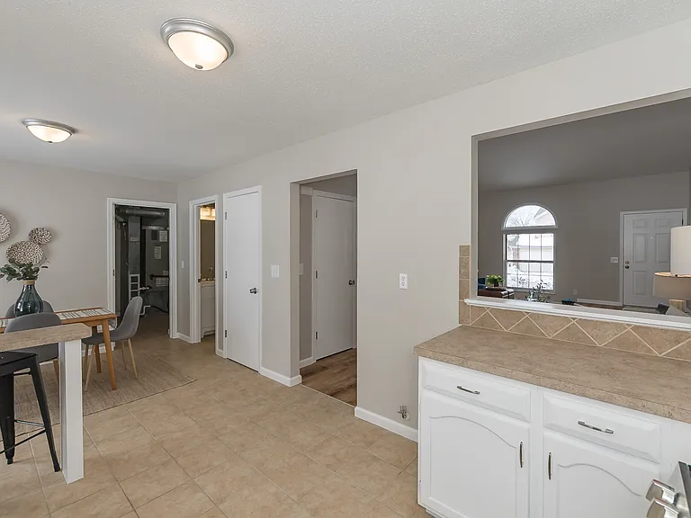 1300 Forest Creek Dr — Photo 26