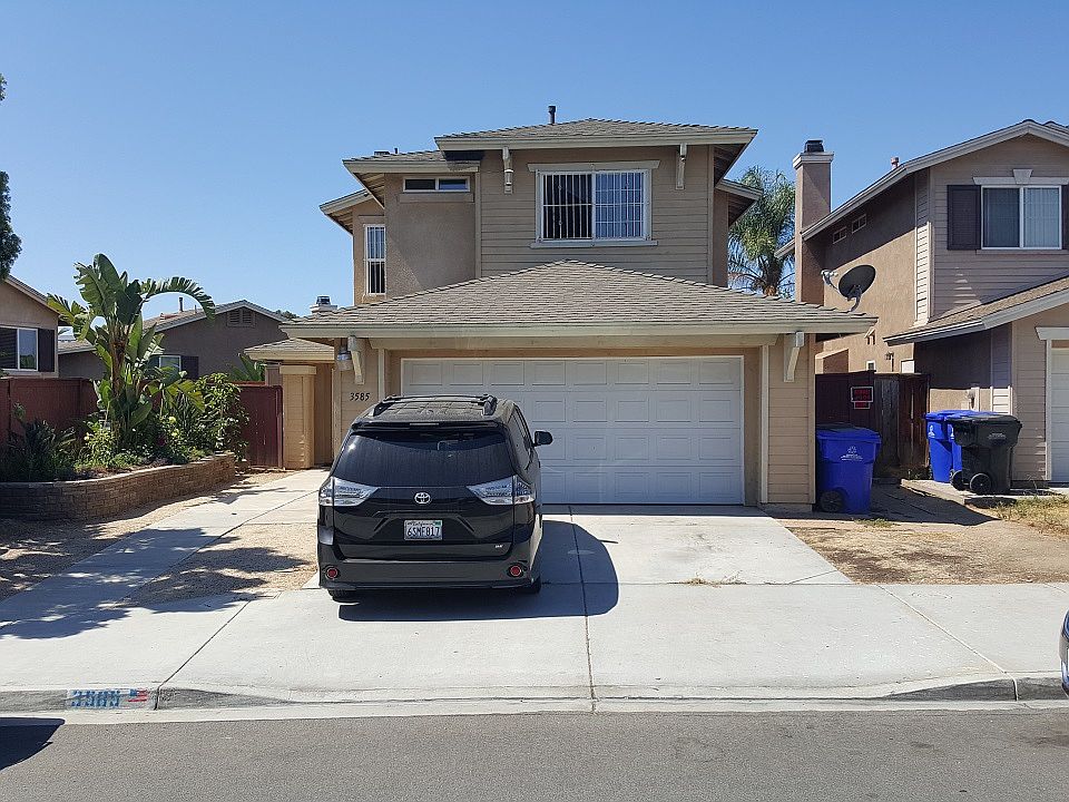 1st image of 3585 Acacia St