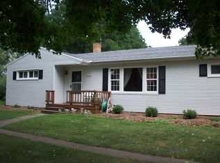 1422 Pinnacle Rd, Henrietta, NY 14467