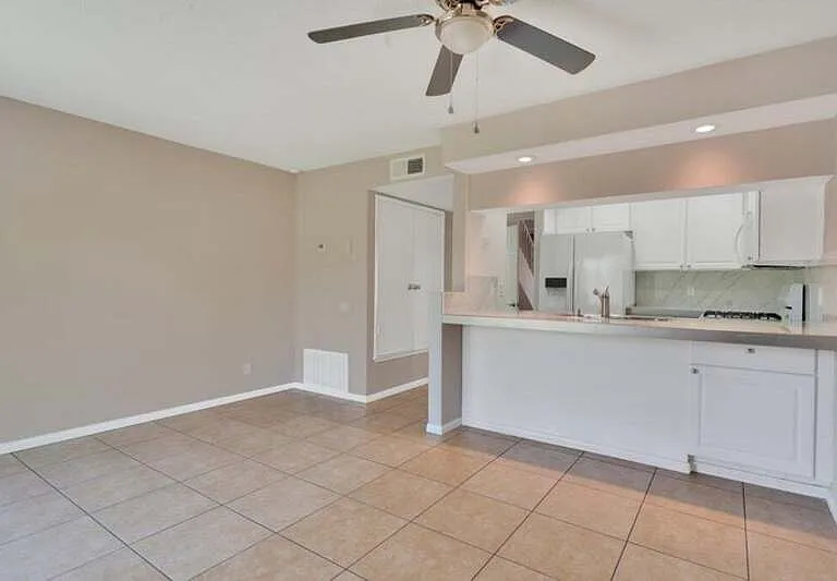 34 Lakeview Cir — Photo 3