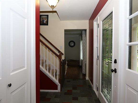 3rd image of 10698 Deershadow Ln