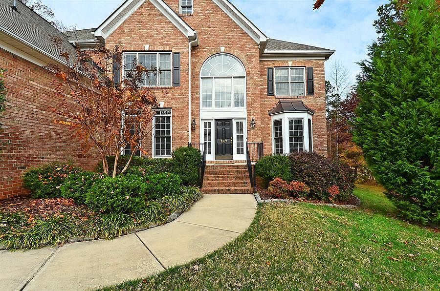 2nd image of 947 Hickory Stick Dr