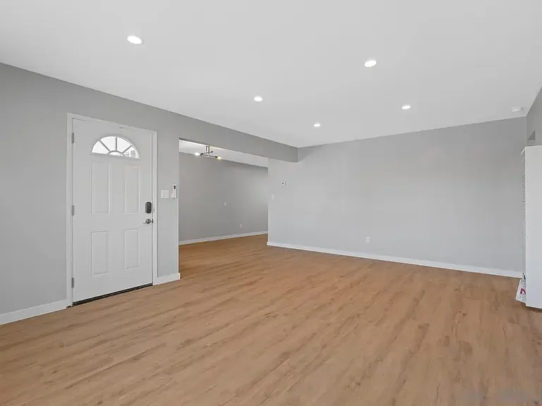 1134 Atwater St — Photo 10