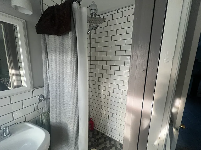 179 Heath St #2 — Photo 14