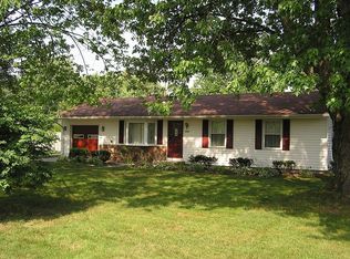 7560 Jackman Rd, Temperance, MI 48182