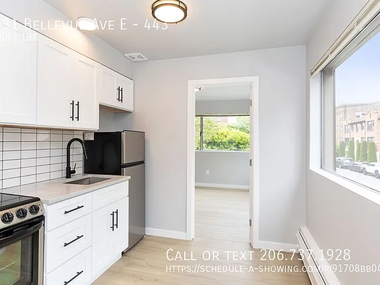 443 Bellevue Ave E — Photo 25