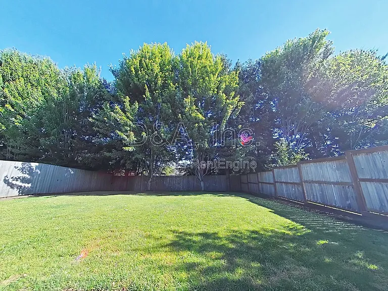 5605 SW Windflower Dr — Photo 11