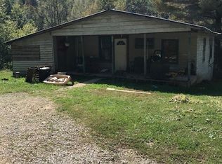 483 Collins Branch Rd, Pine Top, KY 41843
