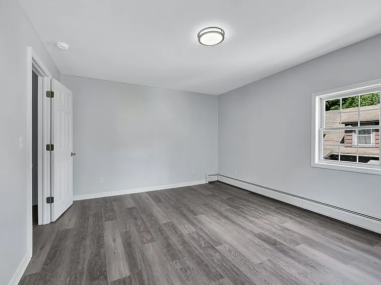 1719 Madison Ave #L — Photo 7