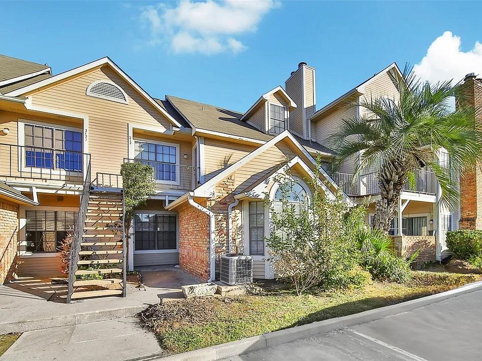 1st image of 2300 Old Spanish Trl APT 2120