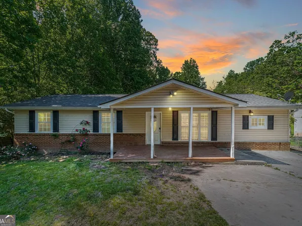 2836 Six Gun Dr, Gainesville, GA 30507