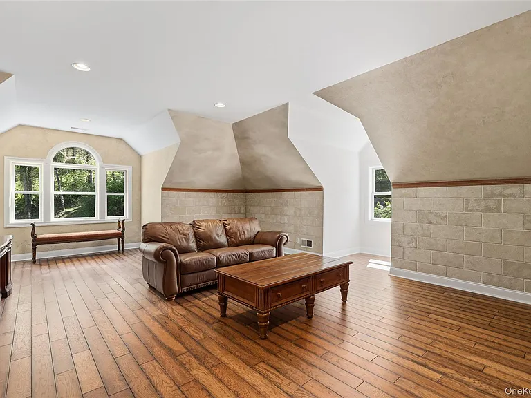 10A Hopes Farm Ln — Photo 23