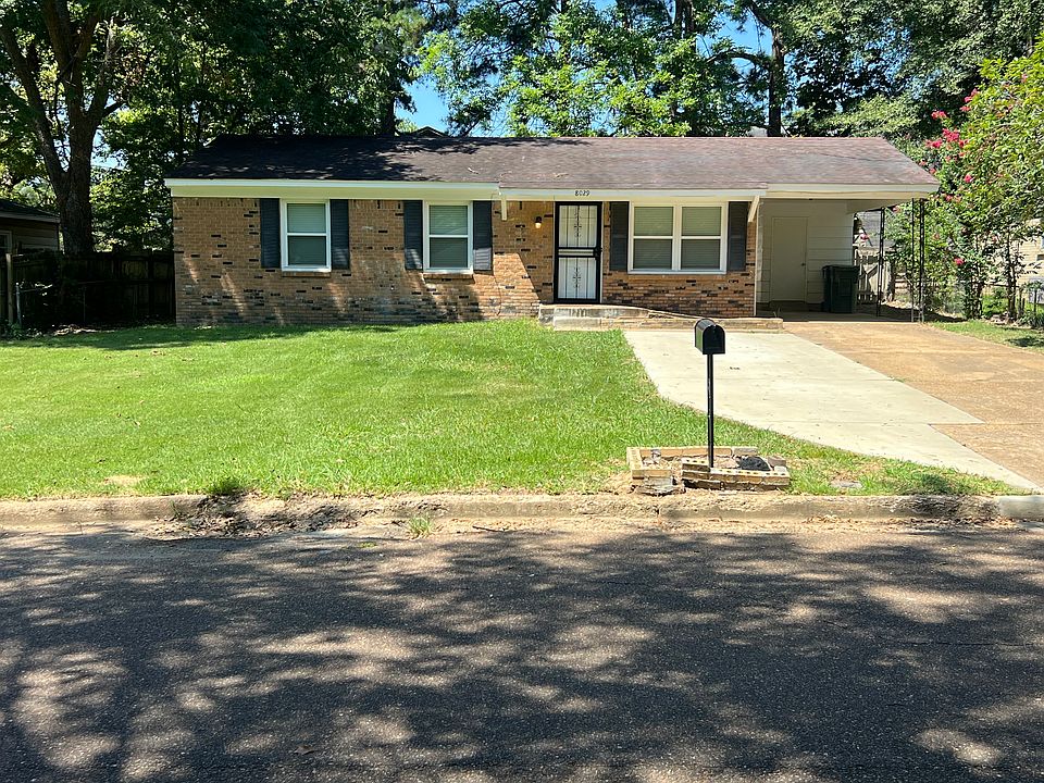 1st image of 8029 Pinebrook Dr