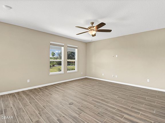 4th image of 4236 NW 57th Ave