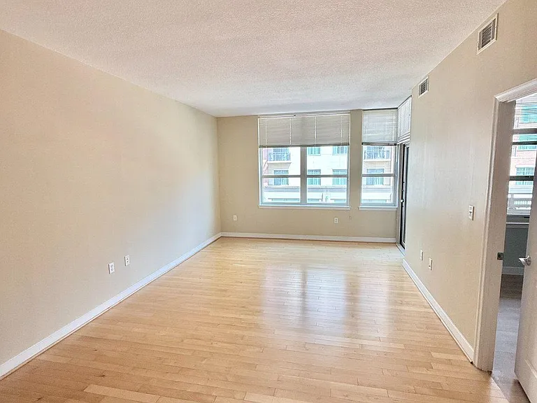 157 Fleet St #411 — Photo 16
