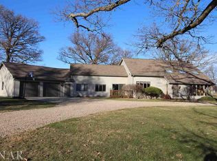 7645 Alexander Rd, Heyworth, IL 61745