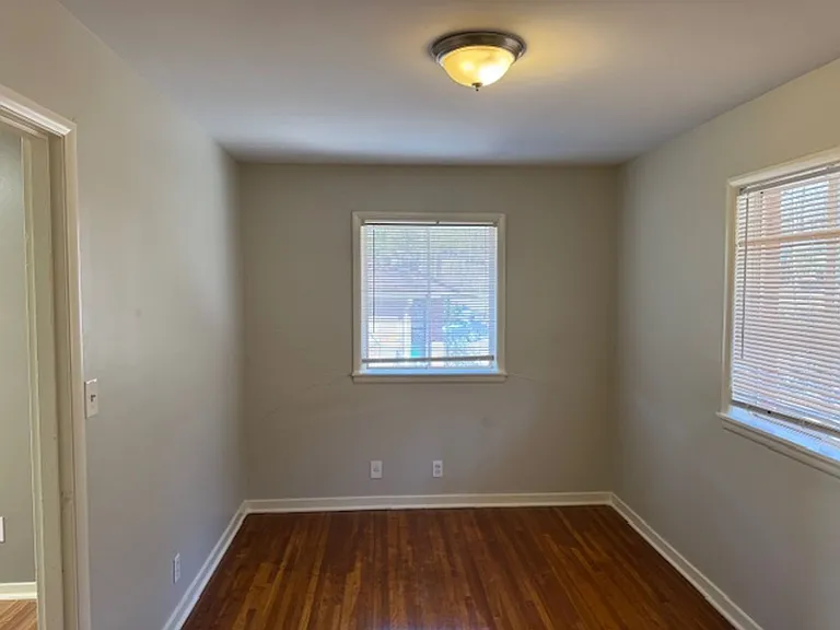 630 Lisa Ln — Photo 9