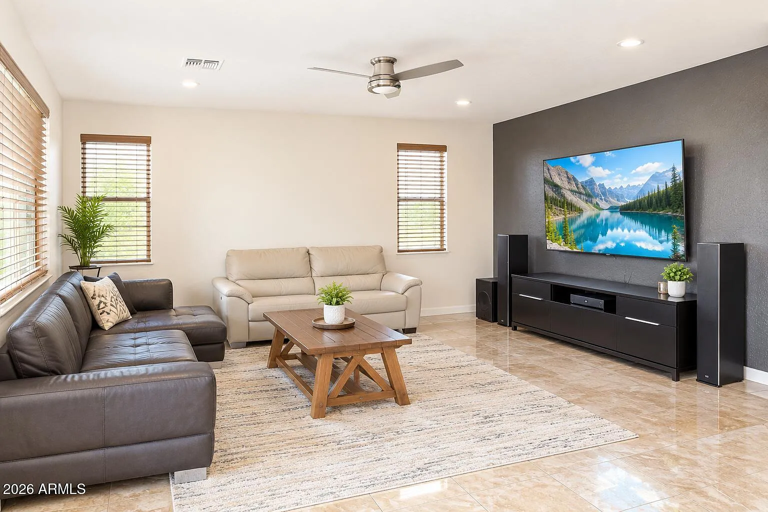 4 bed, 3.0 bath, 2874 sqft, $2,690 — Photo 3