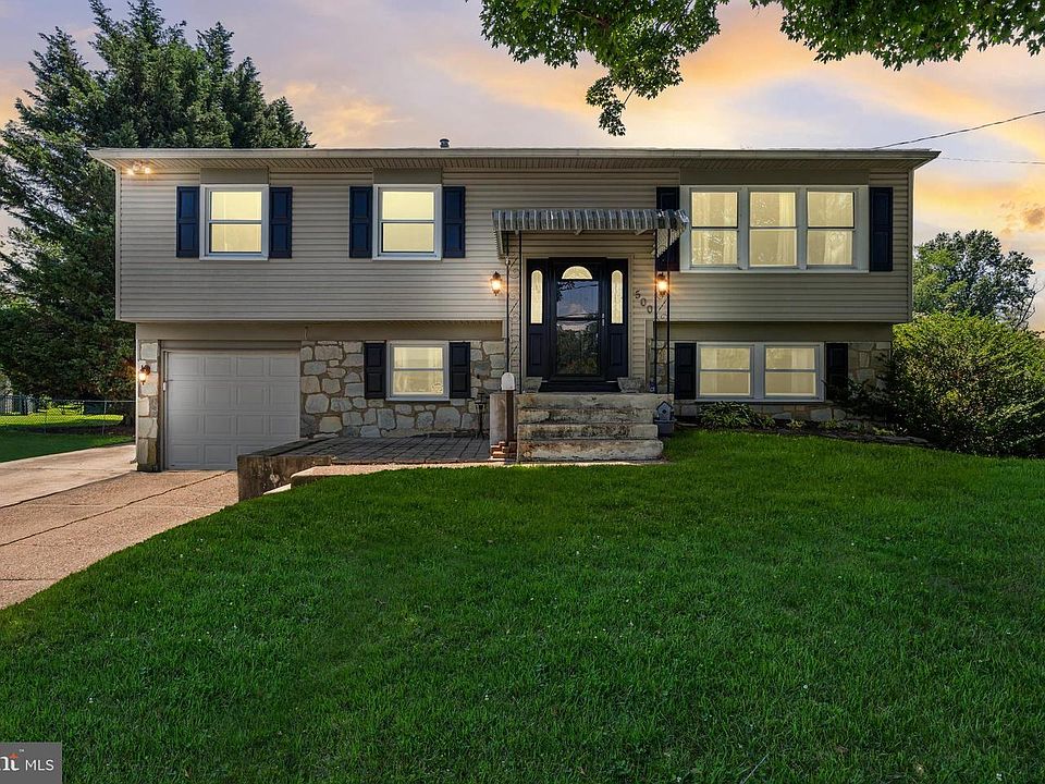 1st image of 500 Wood Lane Ct