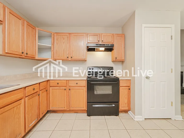 3053 Deshong Dr — Photo 6