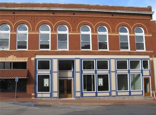 104 E Oklahoma Ave, Guthrie, OK 73044