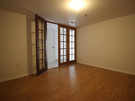 5th image of 94 Meserole St APT 3B
