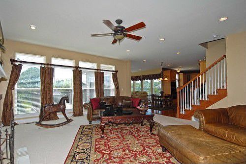 4th image of 103 Sunnybrooke Estates Ct