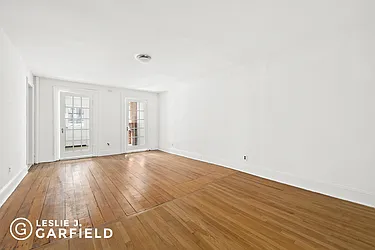 Rented by Leslie J. Garfield