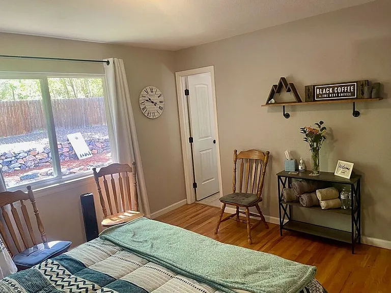 739 Cardinal St — Photo 20