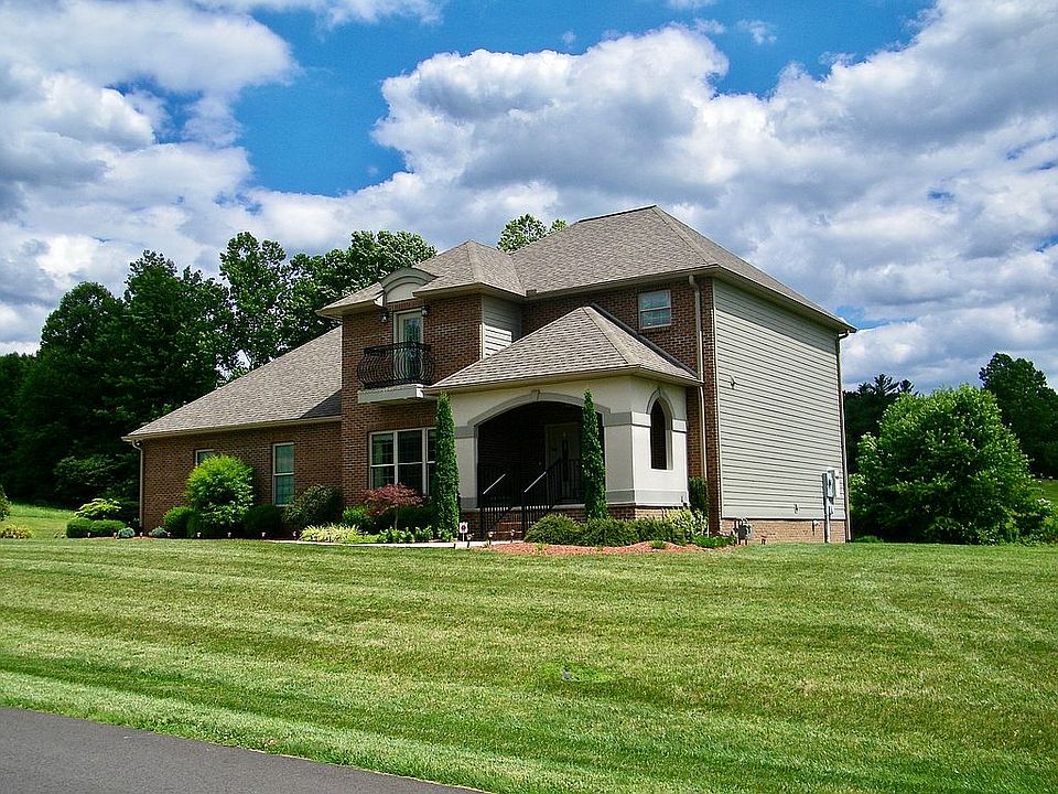 1st image of 338 Patriot Ridge Dr