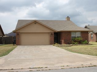 438 NW Granite Ave, Cache, OK 73527
