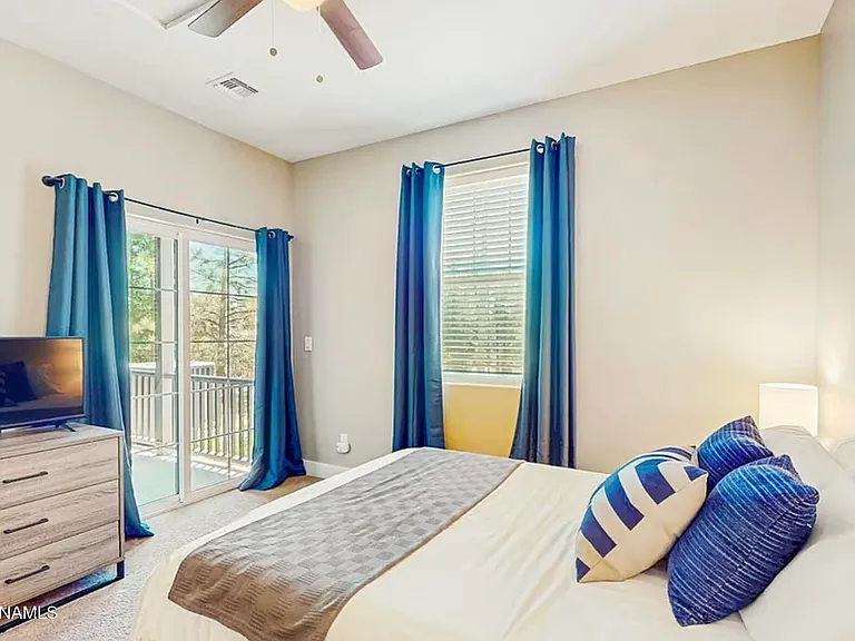 2561 W Cripple Creek Dr — Photo 17