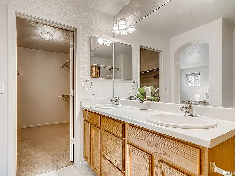 825 Union St — Photo 7