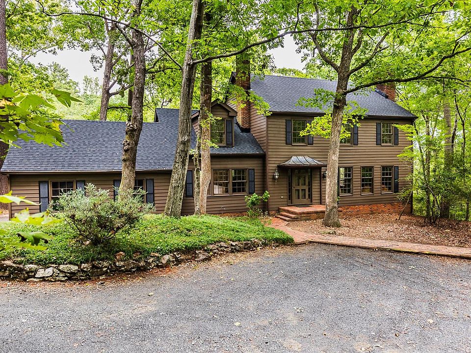1st image of 624 Brookview Dr