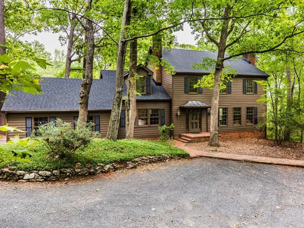 624 Brookview Dr, Chapel Hill, NC 27514
