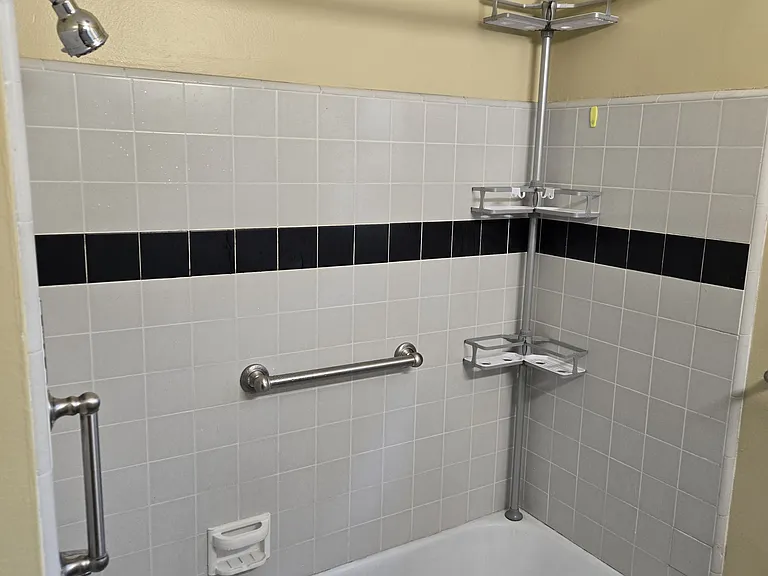 40 Harkness Ave #4 — Photo 18
