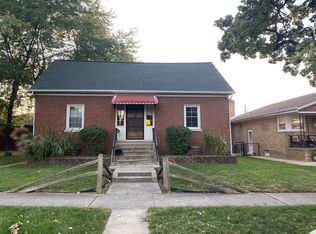 5338 S 74th Ave, Summit, IL 60501