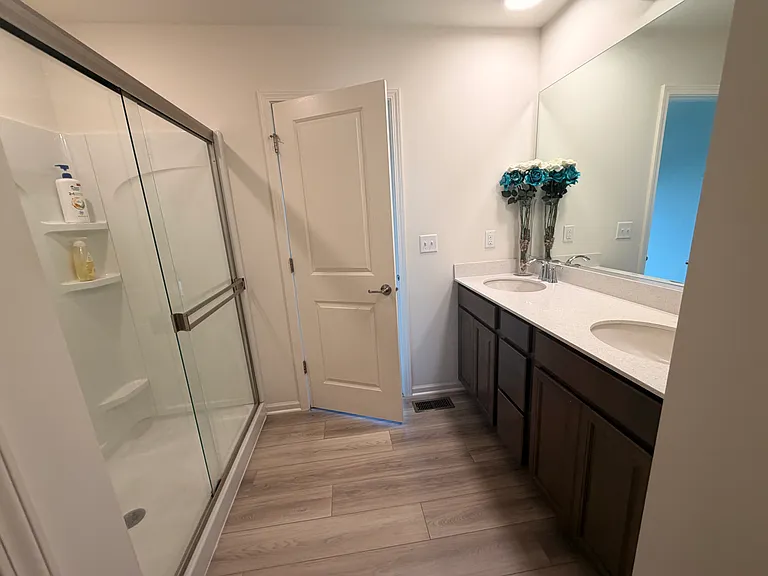 2411 Fairfield Ave — Photo 20
