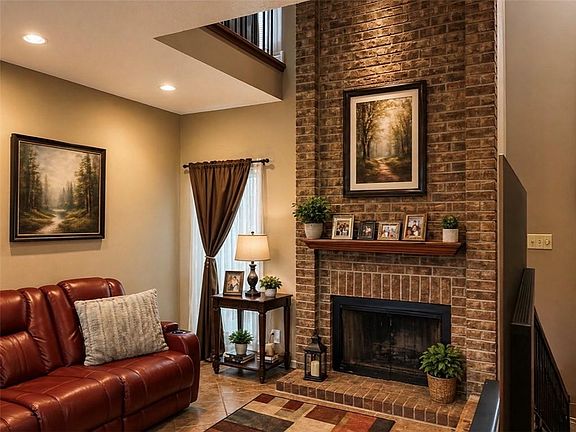 3rd image of 1014 Saint Julien Dr APT F2
