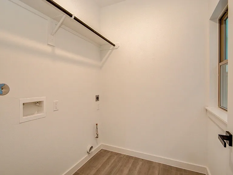 6742 Peerless St #A — Photo 27
