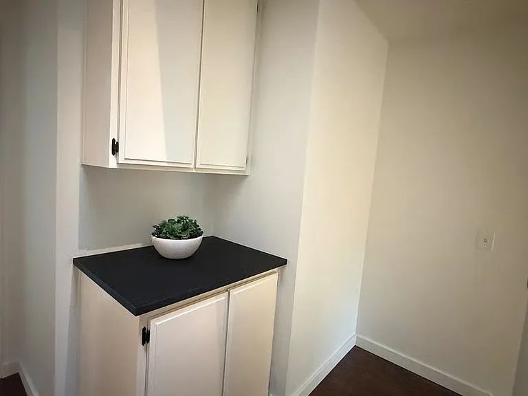 177 N Singingwood St — Photo 22
