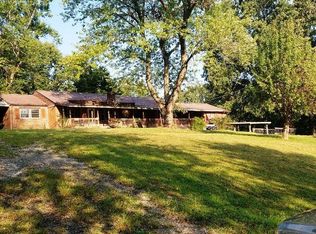 106 McClures Bend Ln, Carthage, TN 37030