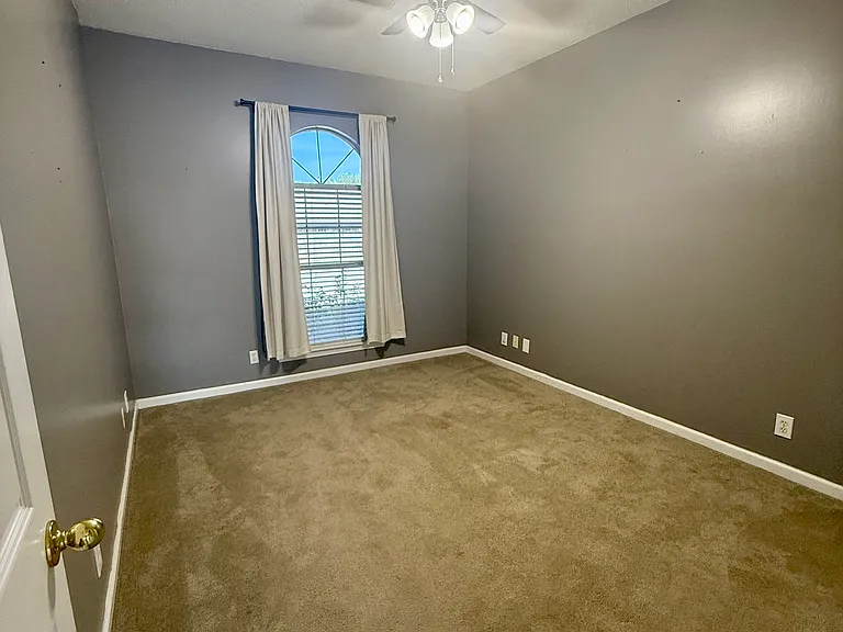 609 Black Oak Dr #122 — Photo 13