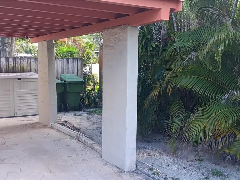 1600 SW 14th St — Photo 17
