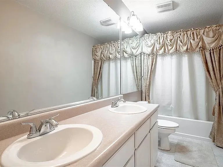 3024 Rolling Hill Dr — Photo 20
