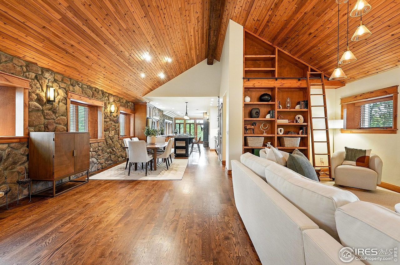 2958 6th St - Photo 4
