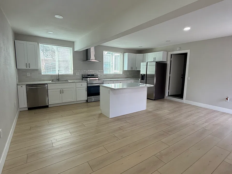 Danbury Cir