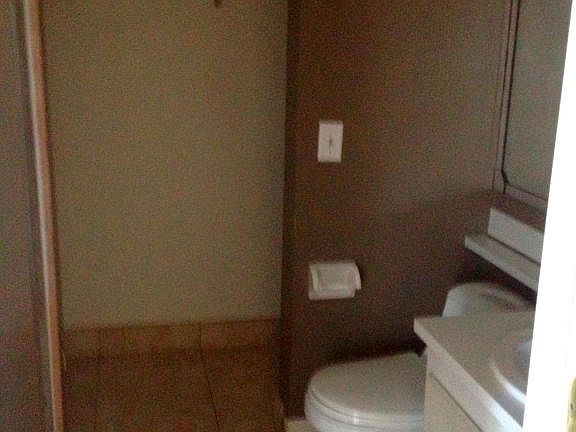 3rd image of 178 Woodland Rd