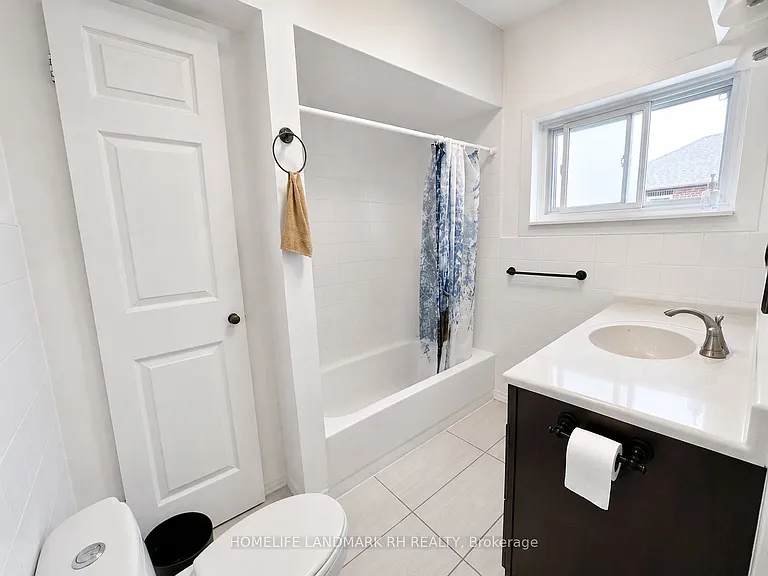 217 Limeridge Rd W — Photo 14